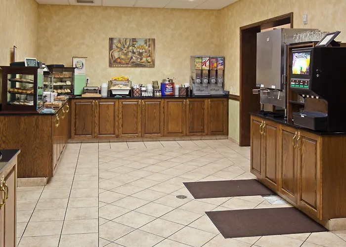 Country Inn & Suites By Radisson, Grand Rapids East, Mi